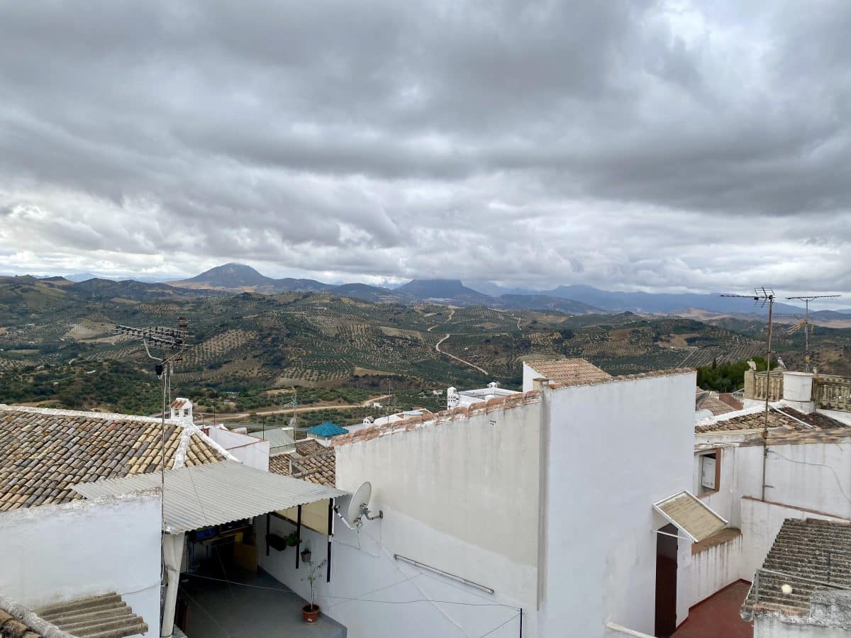 3 soverom Hus til salgs i Olvera - € 80 000 (Ref: 9129212)