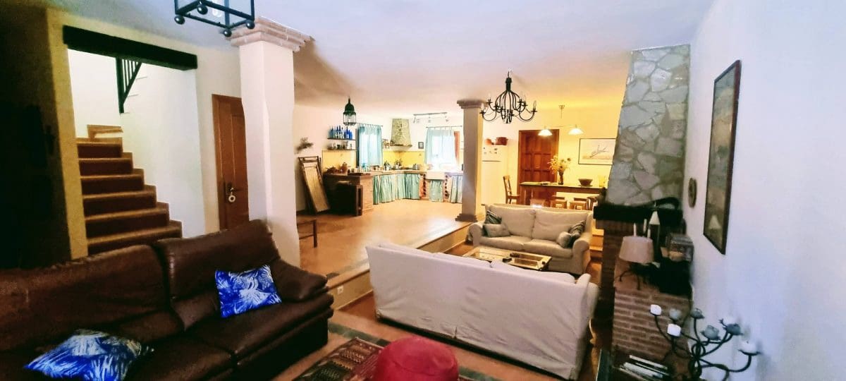 4 chambre Maison de Ville à vendre à Cortes de la Frontera - 255 000 € (Ref: 9254233)