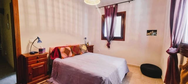 4 soveværelse Byhus til salg i Cortes de la Frontera - € 255.000 (Ref: 9254233)