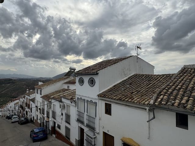 2 bedroom Townhouse for sale in Olvera - € 59,000 (Ref: 9274660)