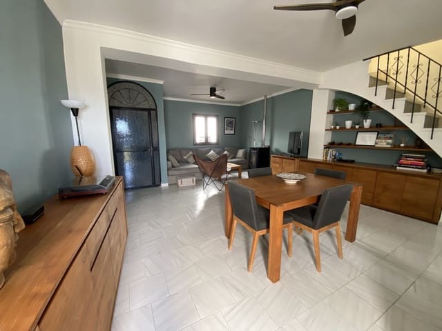 4 sovrum Hus till salu i Olvera - 175 000 € (Ref: 9340176)