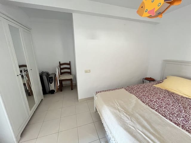 2 bedroom Townhouse for sale in Olvera - € 42,000 (Ref: 9356529)