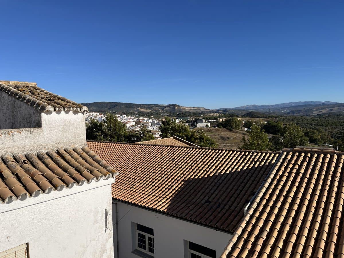 2 bedroom Townhouse for sale in Olvera - € 42,000 (Ref: 9356529)