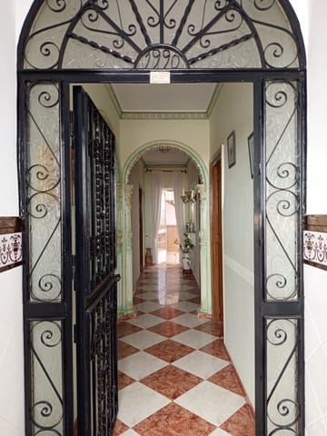 3 slaapkamer Appartement te koop in Olvera - € 108.000 (Ref: 9378367)