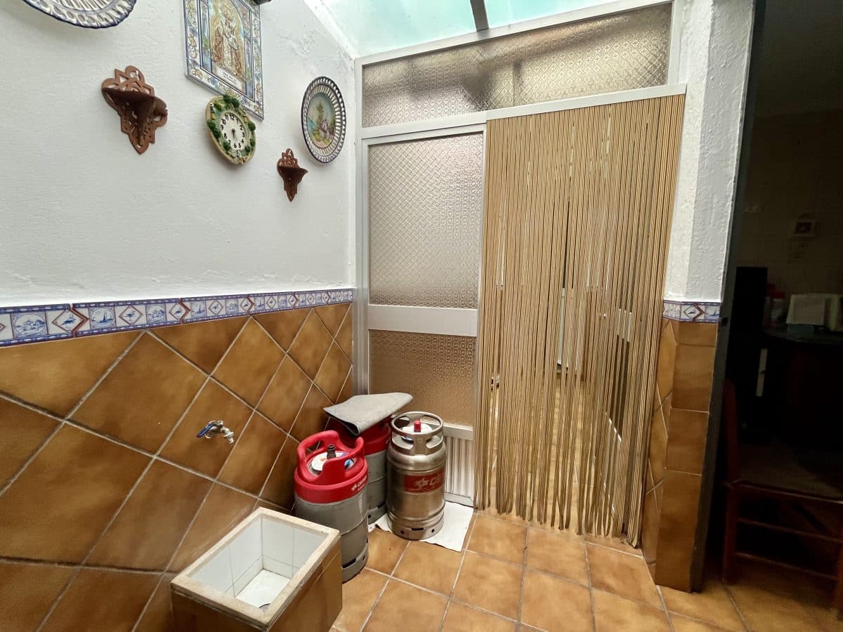 5 slaapkamer Huis te koop in Olvera - € 125.000 (Ref: 9424122)