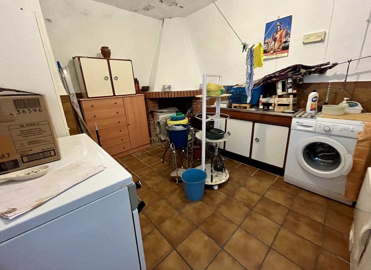 5 slaapkamer Huis te koop in Olvera - € 125.000 (Ref: 9424122)