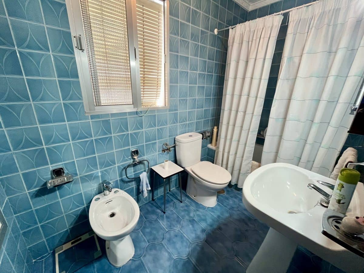 5 slaapkamer Huis te koop in Olvera - € 125.000 (Ref: 9424122)