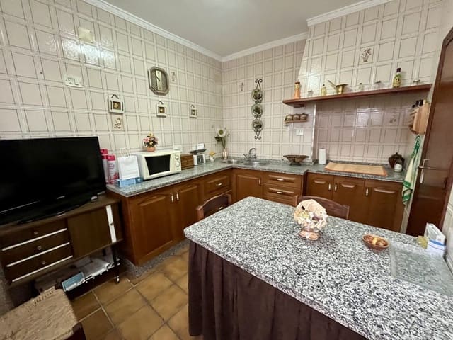 5 quarto Casa em Banda para venda em Olvera - 125 000 € (Ref: 9424122)