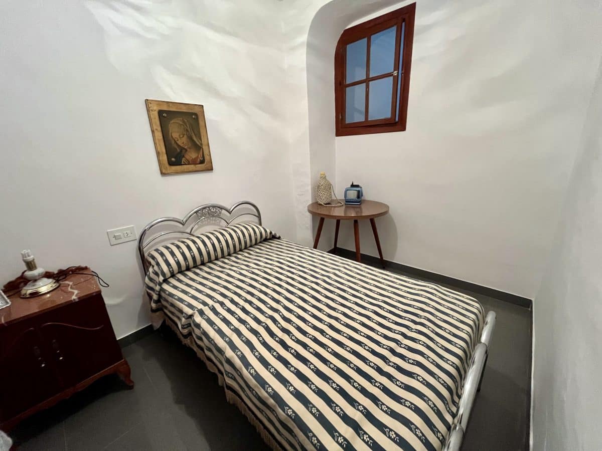 5 slaapkamer Huis te koop in Olvera - € 125.000 (Ref: 9424122)