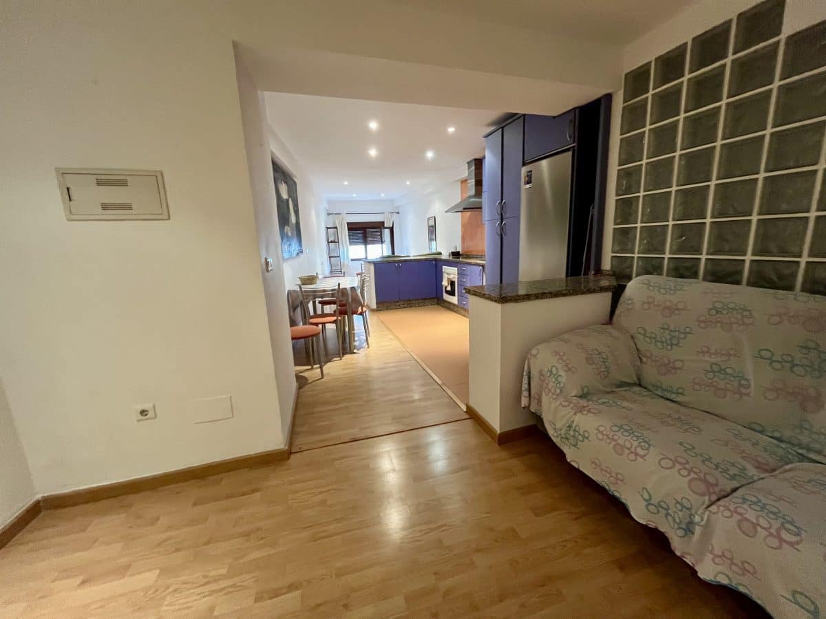 Apartment for sale in Olvera - € 50,000 (Ref: 9460592)