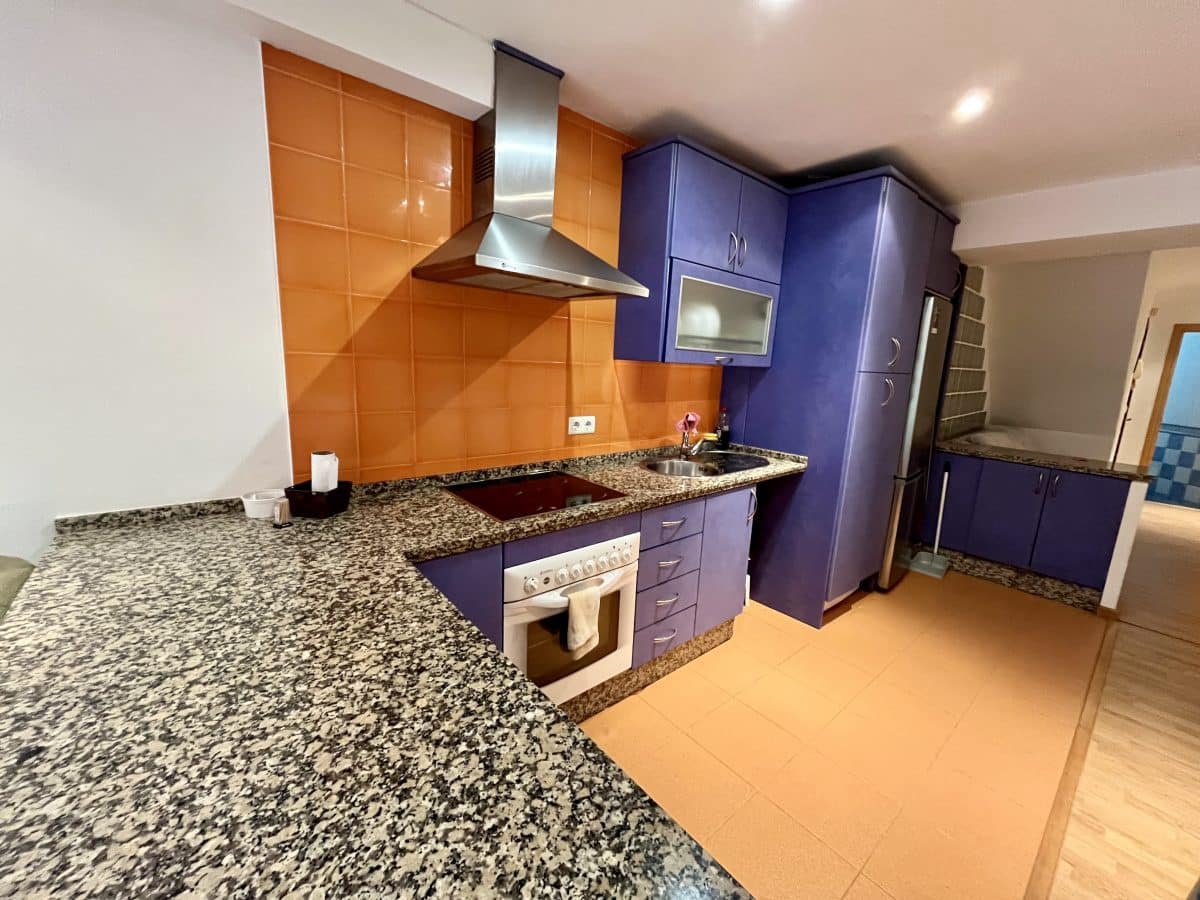 Apartment for sale in Olvera - € 50,000 (Ref: 9460592)