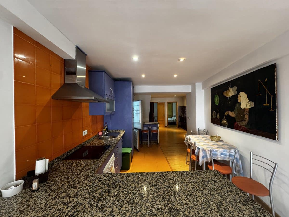 Apartment for sale in Olvera - € 50,000 (Ref: 9460592)