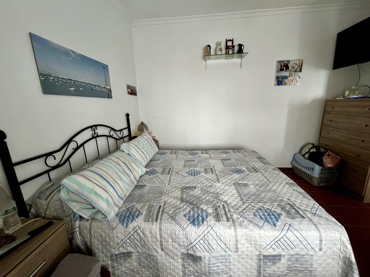 4 bedroom Townhouse for sale in Algodonales - € 132,000 (Ref: 9460592)