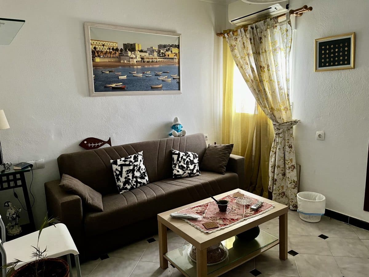 4 bedroom Townhouse for sale in Algodonales - € 132,000 (Ref: 9460592)