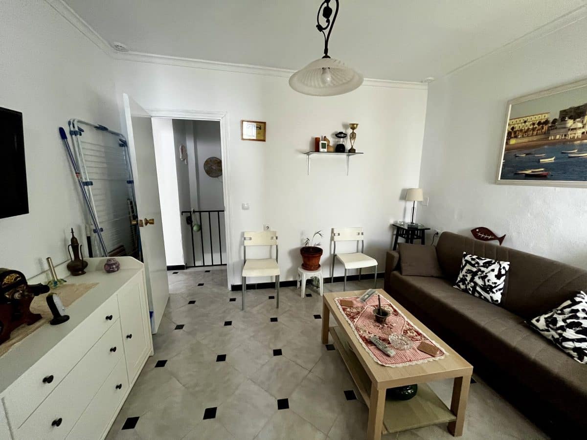 4 bedroom Townhouse for sale in Algodonales - € 132,000 (Ref: 9460592)