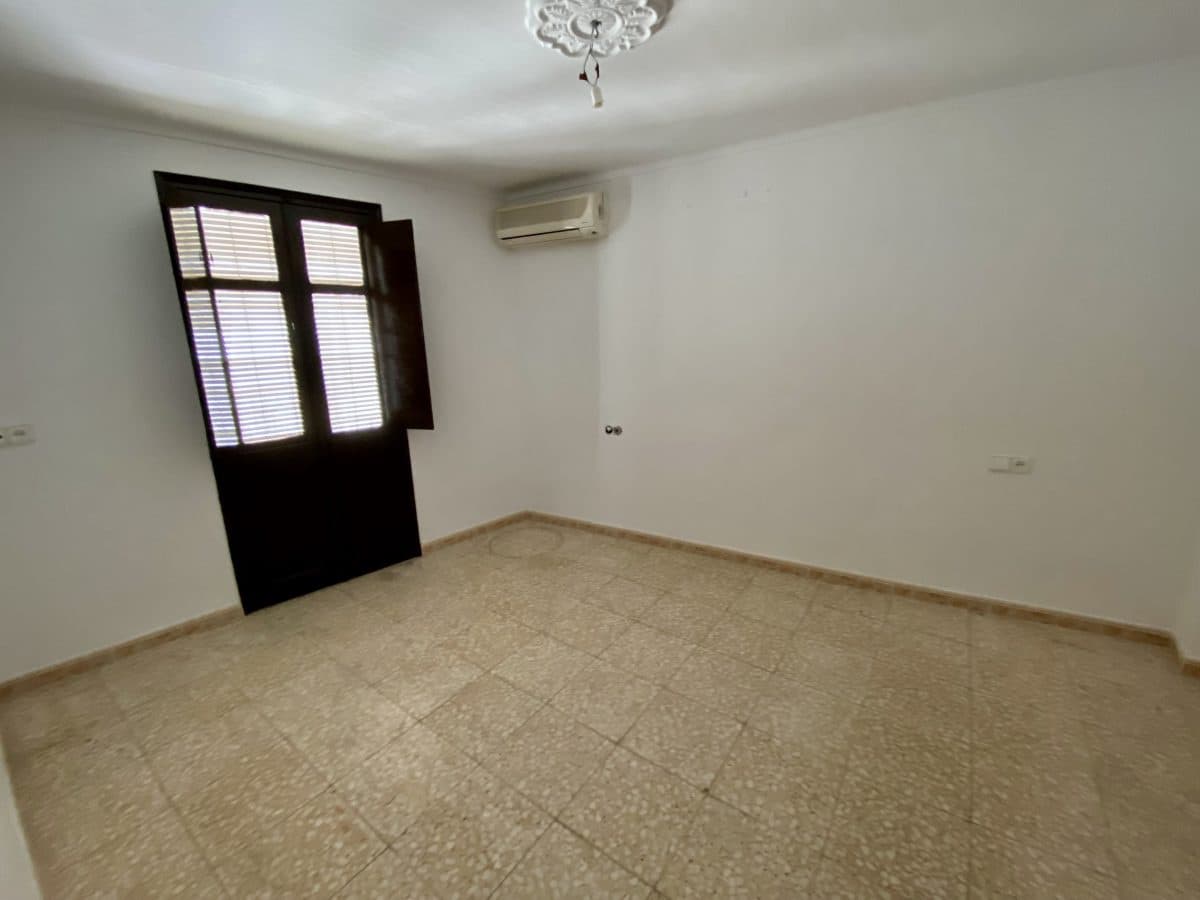2 sypialnia Dom na sprzedaż w Olvera - 60 000 € (Ref: 9511126)
