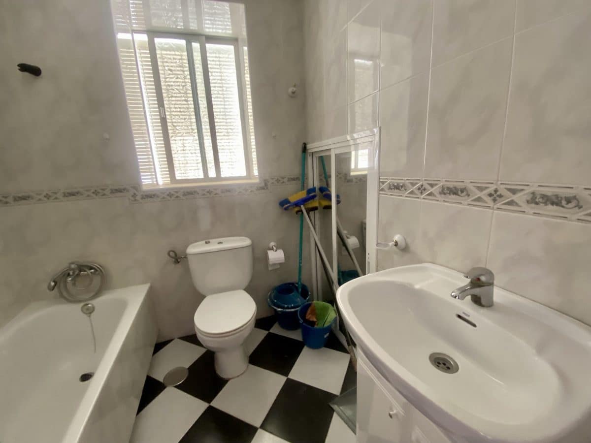 2 sypialnia Dom na sprzedaż w Olvera - 60 000 € (Ref: 9511126)