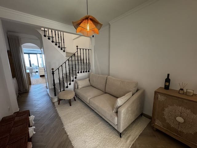 2 bedroom Townhouse for sale in Olvera - € 149,500 (Ref: 9516470)