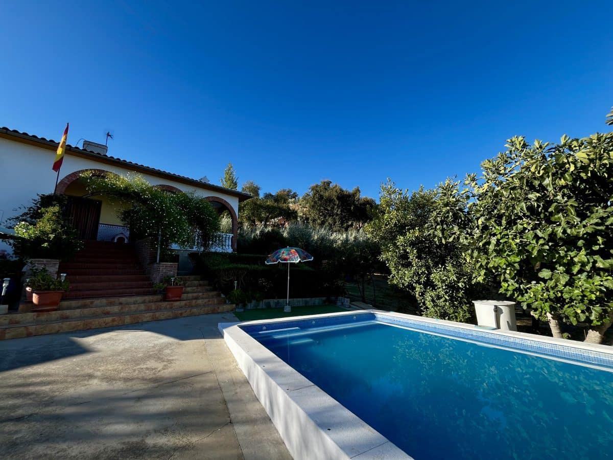 4 quarto Moradia para venda em Olvera com piscina - 380 000 € (Ref: 9517862)