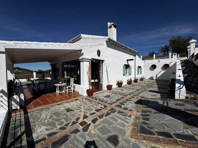 3 soveværelse Villa til salg i Algámitas med swimmingpool - € 295.000 (Ref: 9626463)