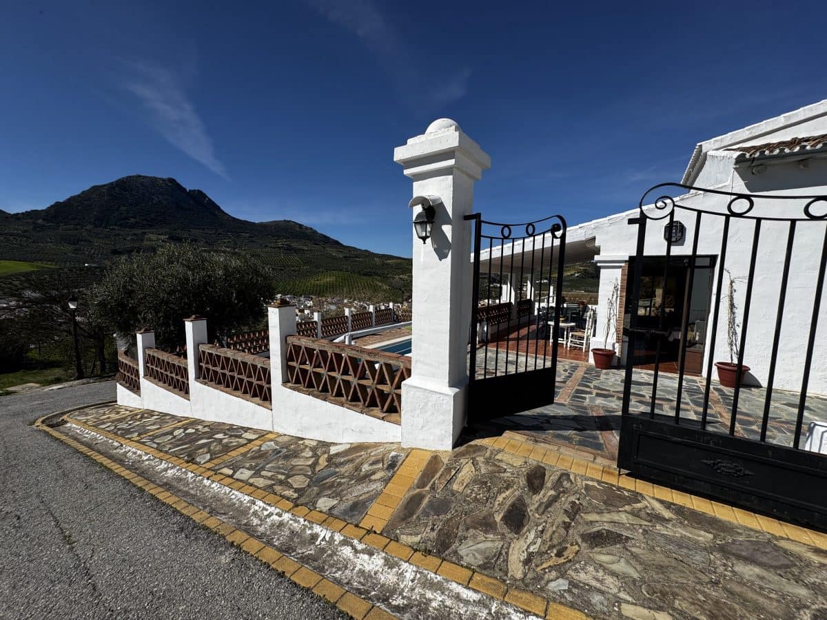 3 soveværelse Villa til salg i Algamitas med swimmingpool - € 295.000 (Ref: 9626463)