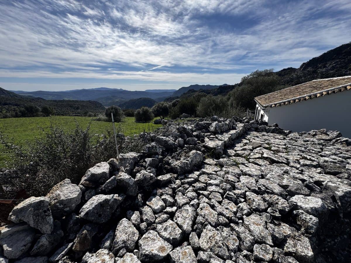 3 bedroom Finca/Country House for sale in Benaocaz - € 255,000 (Ref: 9669094)