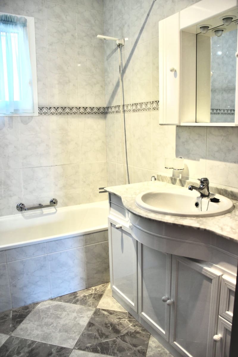 4 Zimmer Finca/Landgut zu verkaufen in Benaocaz - 360.000 € (Ref: 9669095)