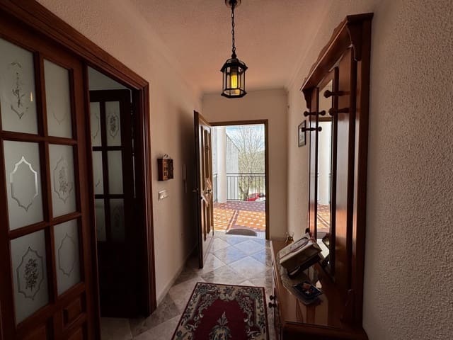 4 sypialnia Finka/Dom wiejski na sprzedaż w Benaocaz - 360 000 € (Ref: 9669095)