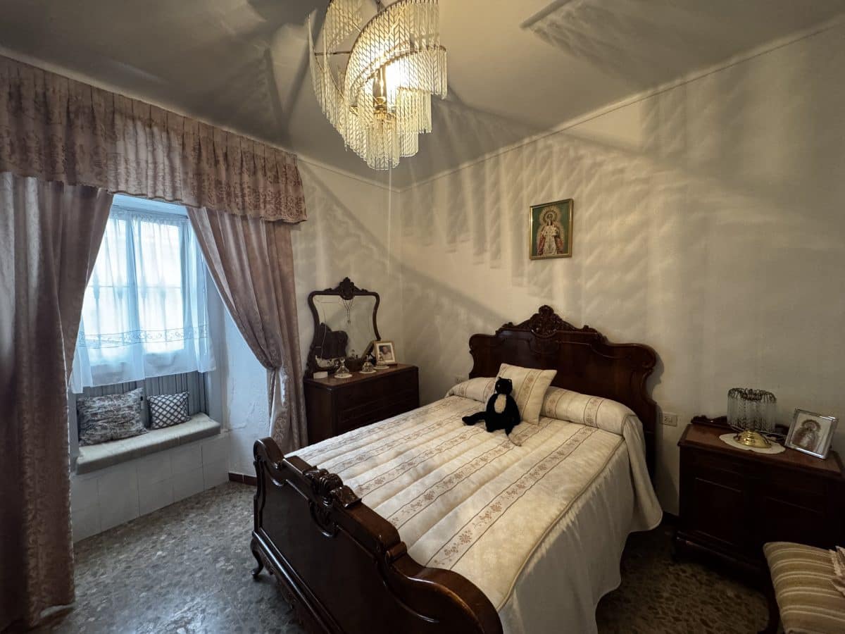 7 chambre Maison de Ville à vendre à Olvera - 122 000 € (Ref: 9669096)