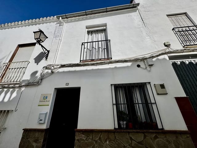 Townhouse for sale in Olvera - € 65,000 (Ref: 9675953)