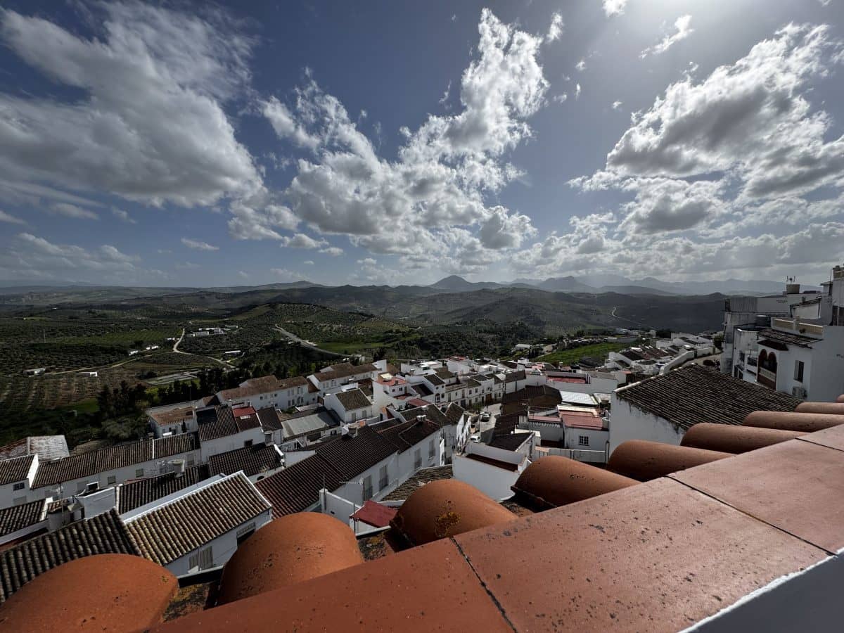 3 bedroom Townhouse for sale in Olvera - € 68,995 (Ref: 9681391)