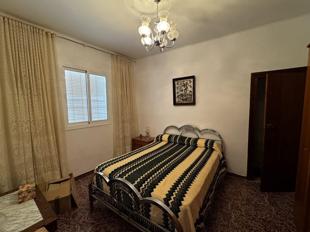 3 soveværelse Byhus til salg i Olvera - € 80.000 (Ref: 9681392)