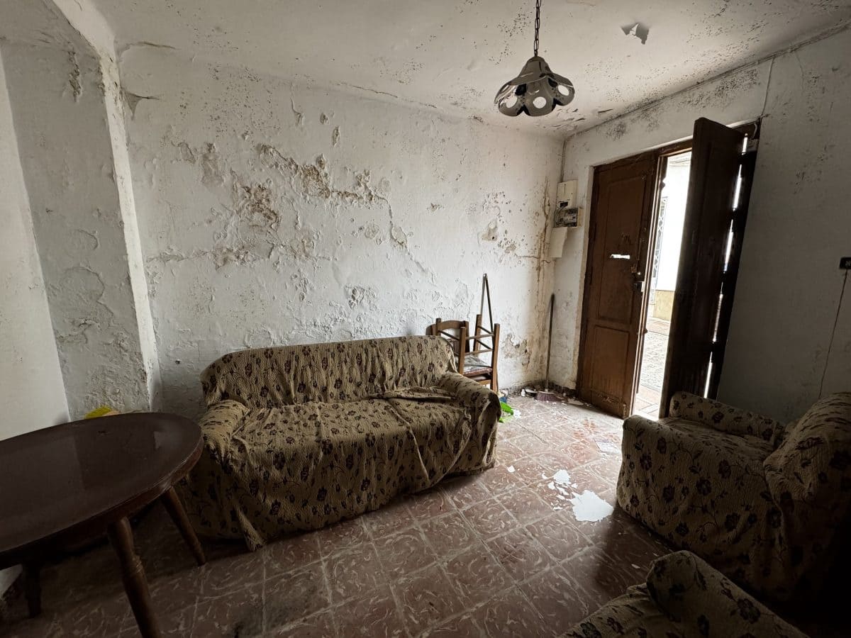 3 soverom Hus til salgs i Olvera - € 30 000 (Ref: 9681393)