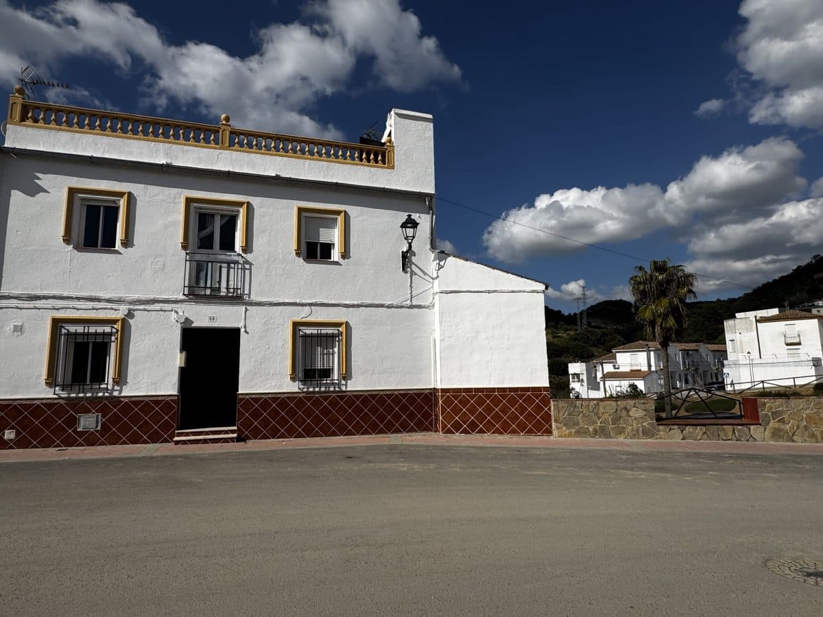 Casa de 5 habitaciones en Torre-Alháquime en venta - 156.000 € (Ref: 9687596)