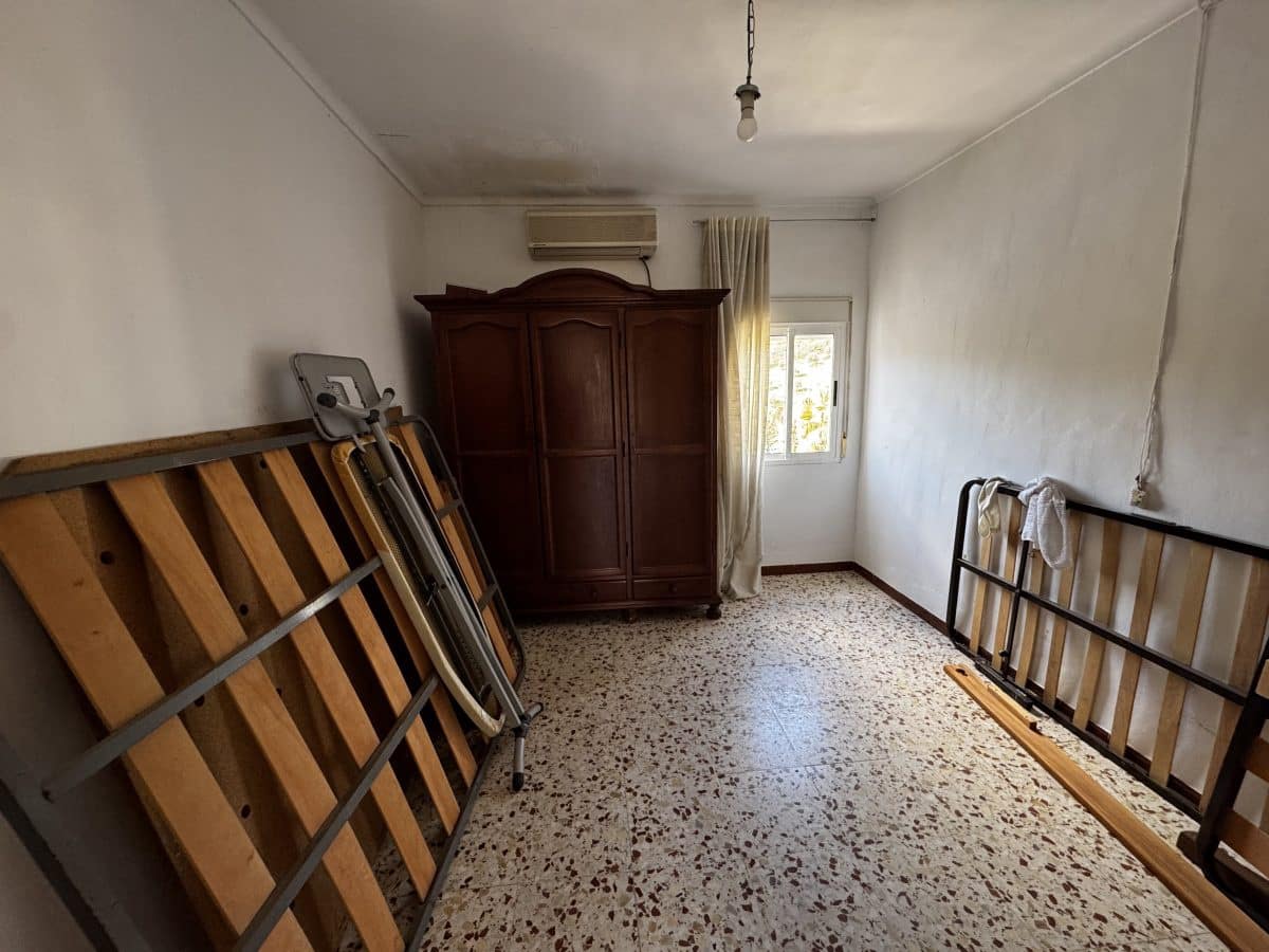 Casa de 5 habitaciones en Torre-Alháquime en venta - 156.000 € (Ref: 9687596)