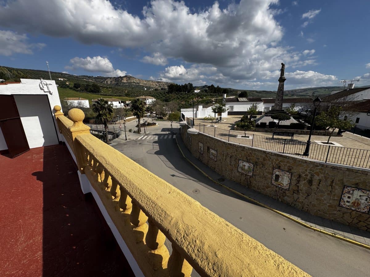 Casa de 5 habitaciones en Torre-Alháquime en venta - 156.000 € (Ref: 9687596)