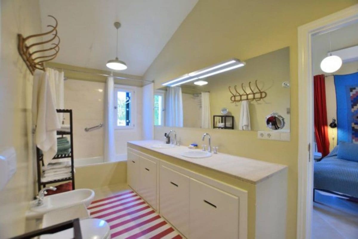 6 bedroom Townhouse for sale in Montejaque - € 495,000 (Ref: 9731559)