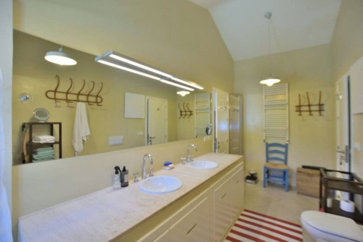 6 bedroom Townhouse for sale in Montejaque - € 495,000 (Ref: 9731559)