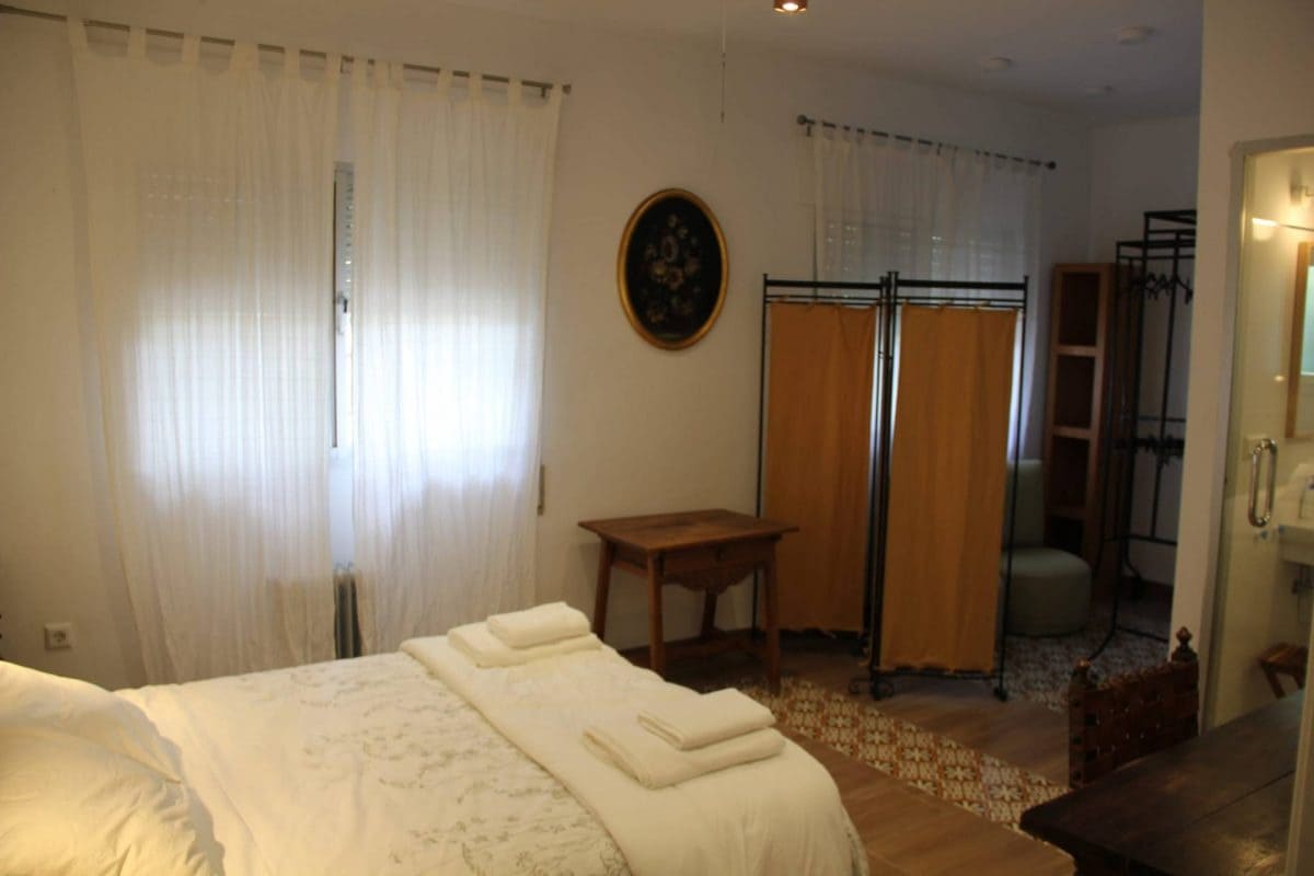 3 bedroom Bungalow for sale in Arriate with pool - € 520,000 (Ref: 9731560)