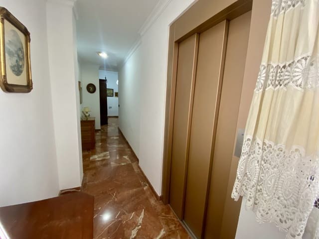 7 sypialnia Dom na sprzedaż w Olvera - 450 000 € (Ref: 9743093)