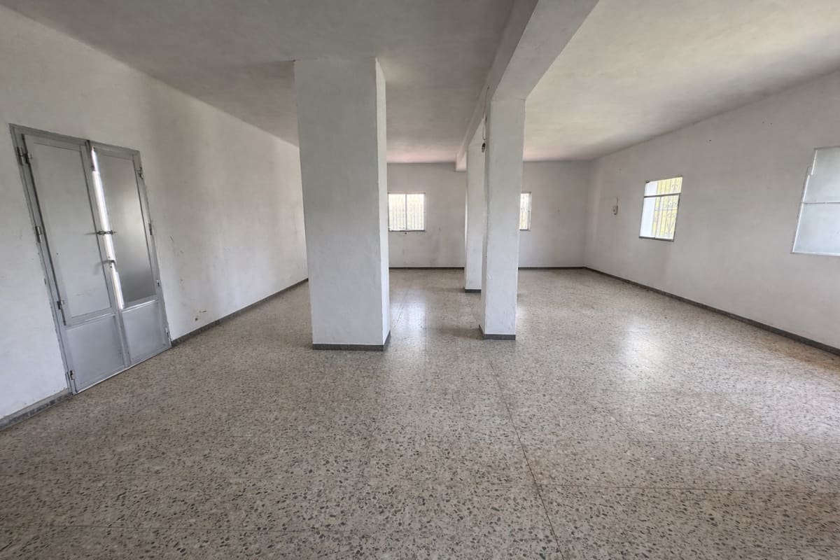 8 soveværelse Finca/Landehus til salg i Setenil de las Bodegas - € 435.000 (Ref: 9747270)