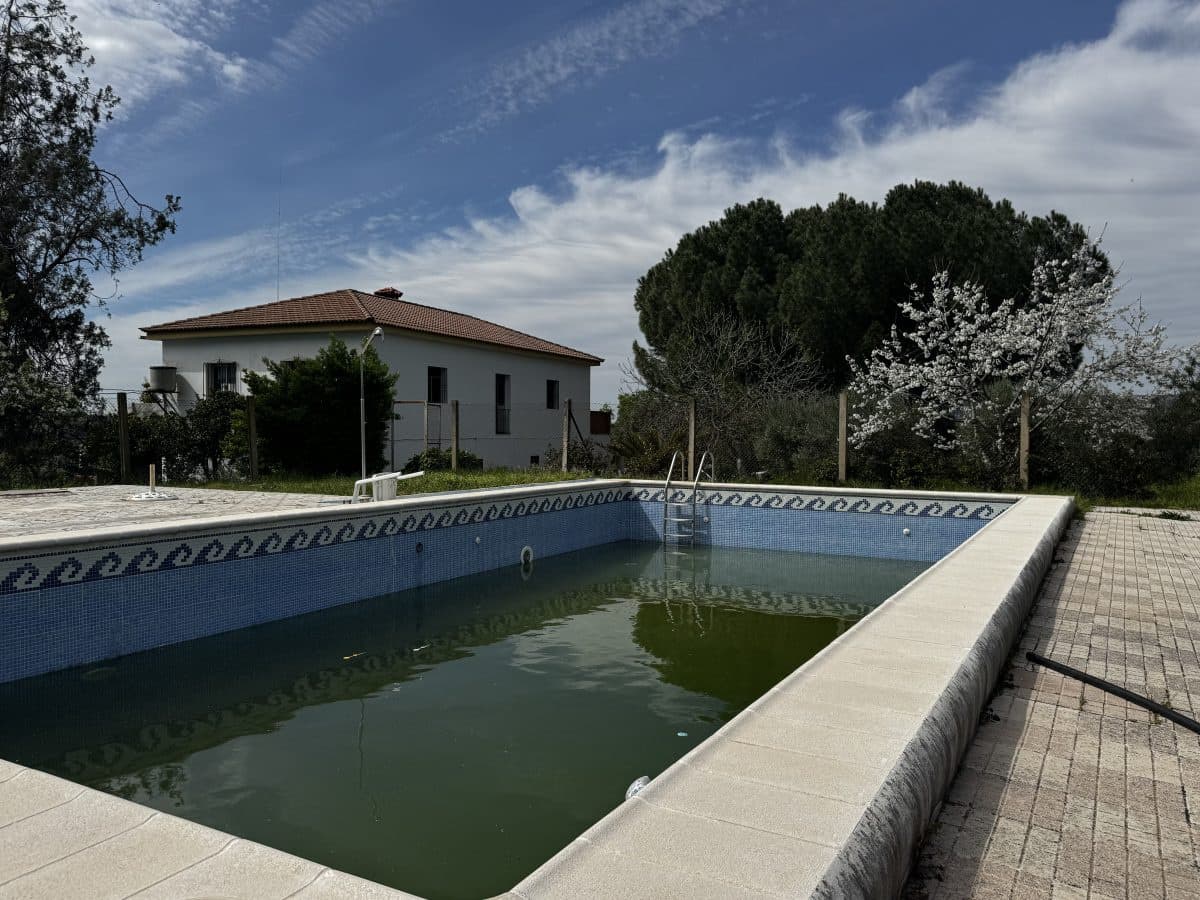 8 soveværelse Finca/Landehus til salg i Setenil de las Bodegas - € 435.000 (Ref: 9747270)