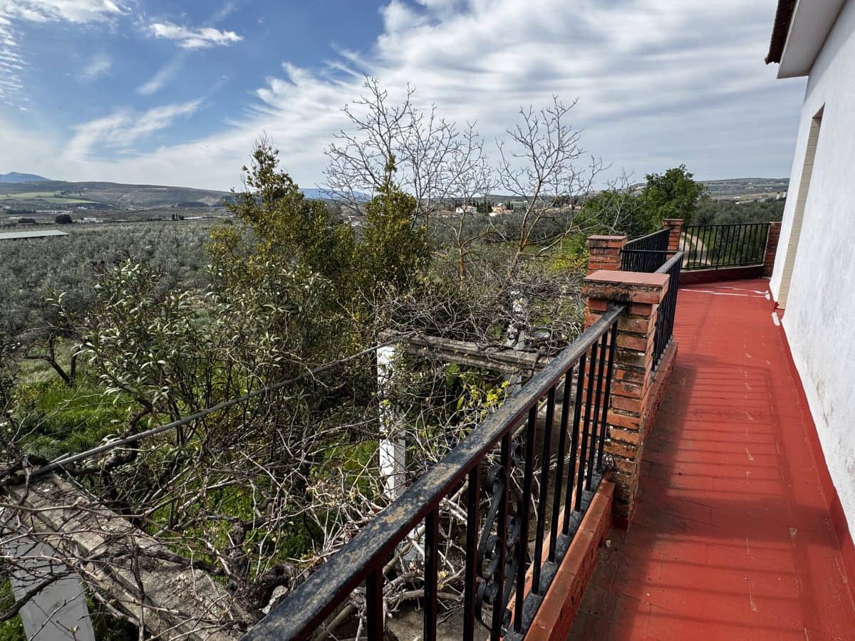 8 soveværelse Finca/Landehus til salg i Setenil de las Bodegas - € 435.000 (Ref: 9747270)