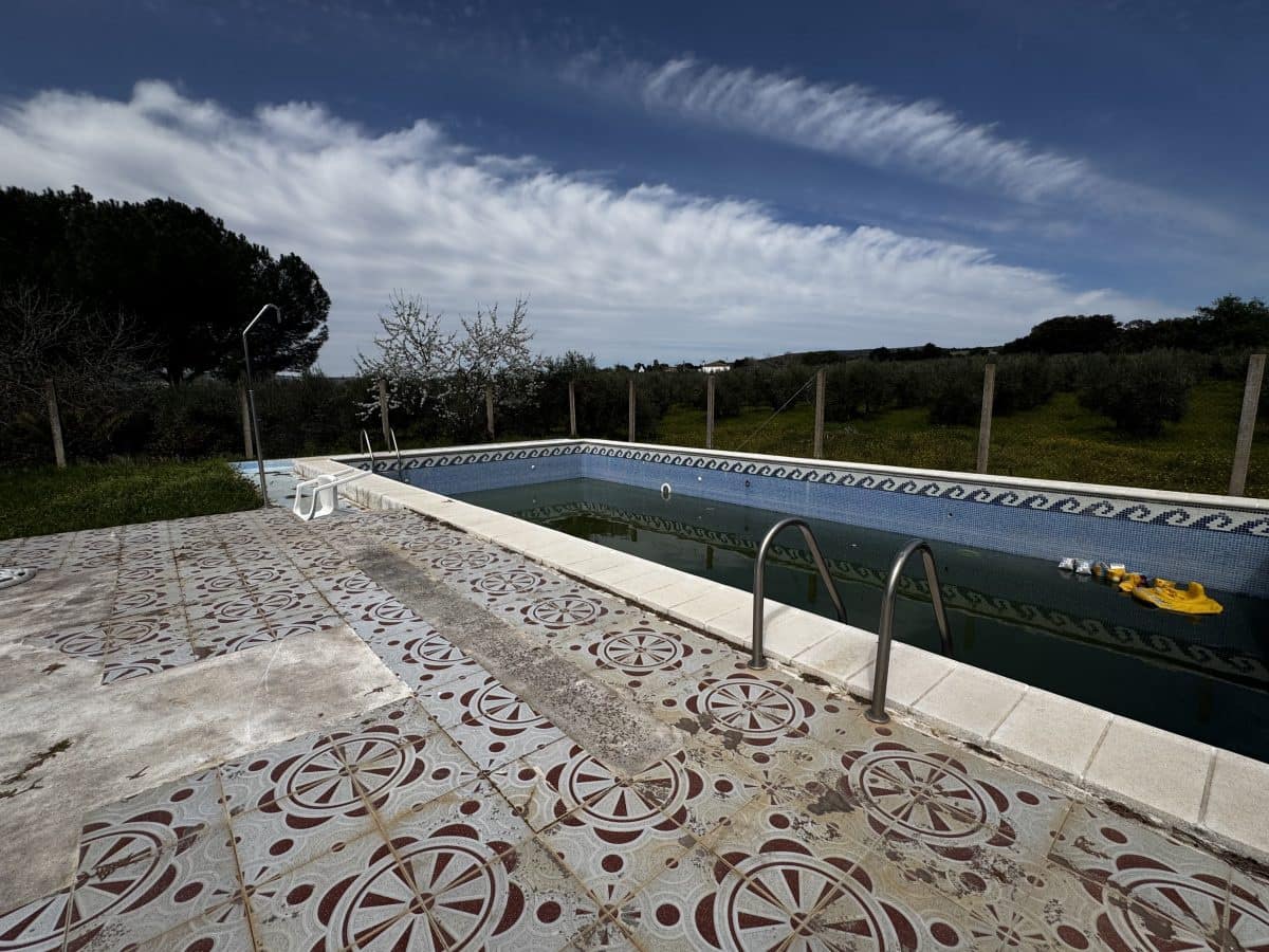 8 soveværelse Finca/Landehus til salg i Setenil de las Bodegas - € 435.000 (Ref: 9747270)