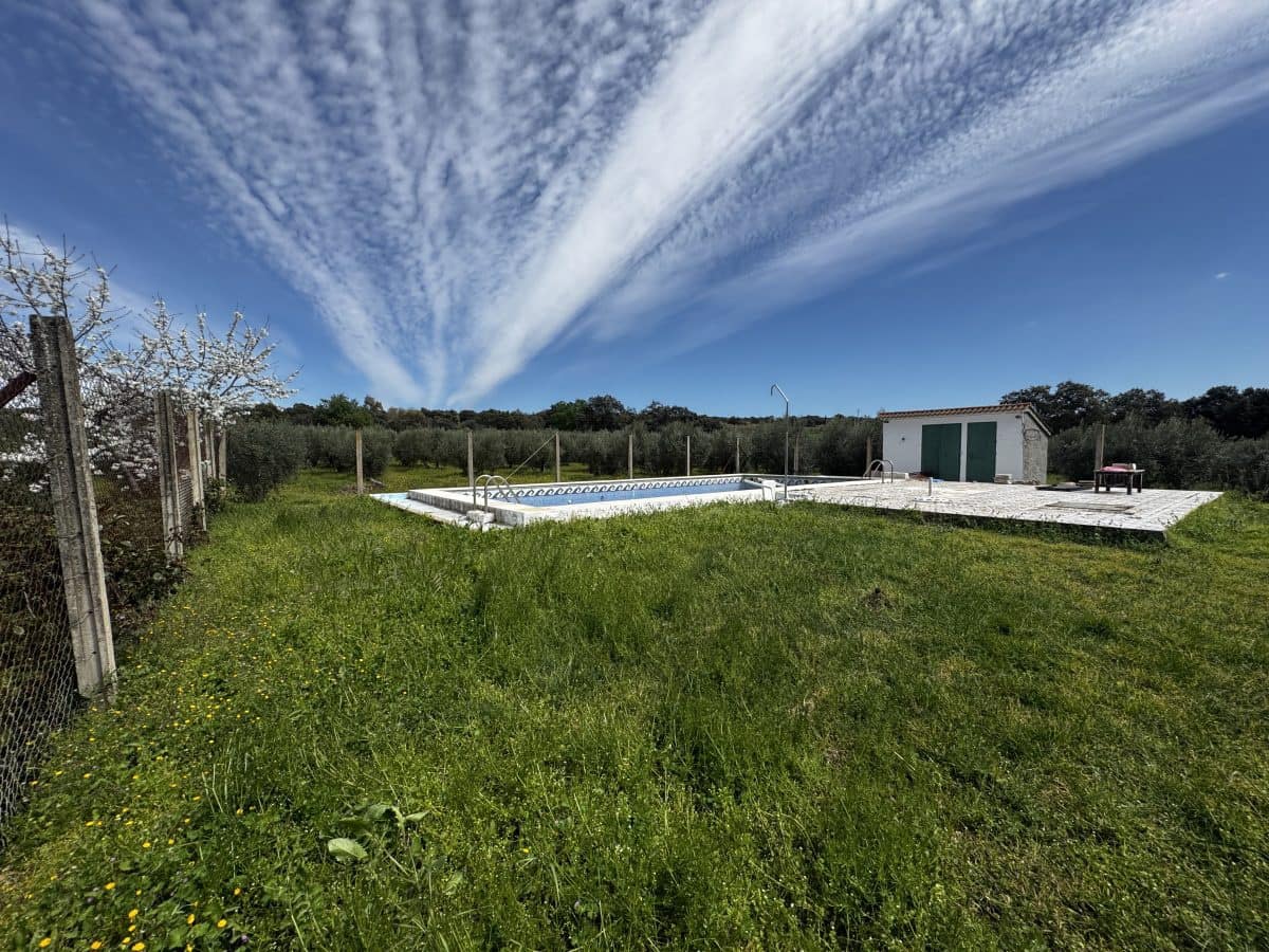 8 soveværelse Finca/Landehus til salg i Setenil de las Bodegas - € 435.000 (Ref: 9747270)