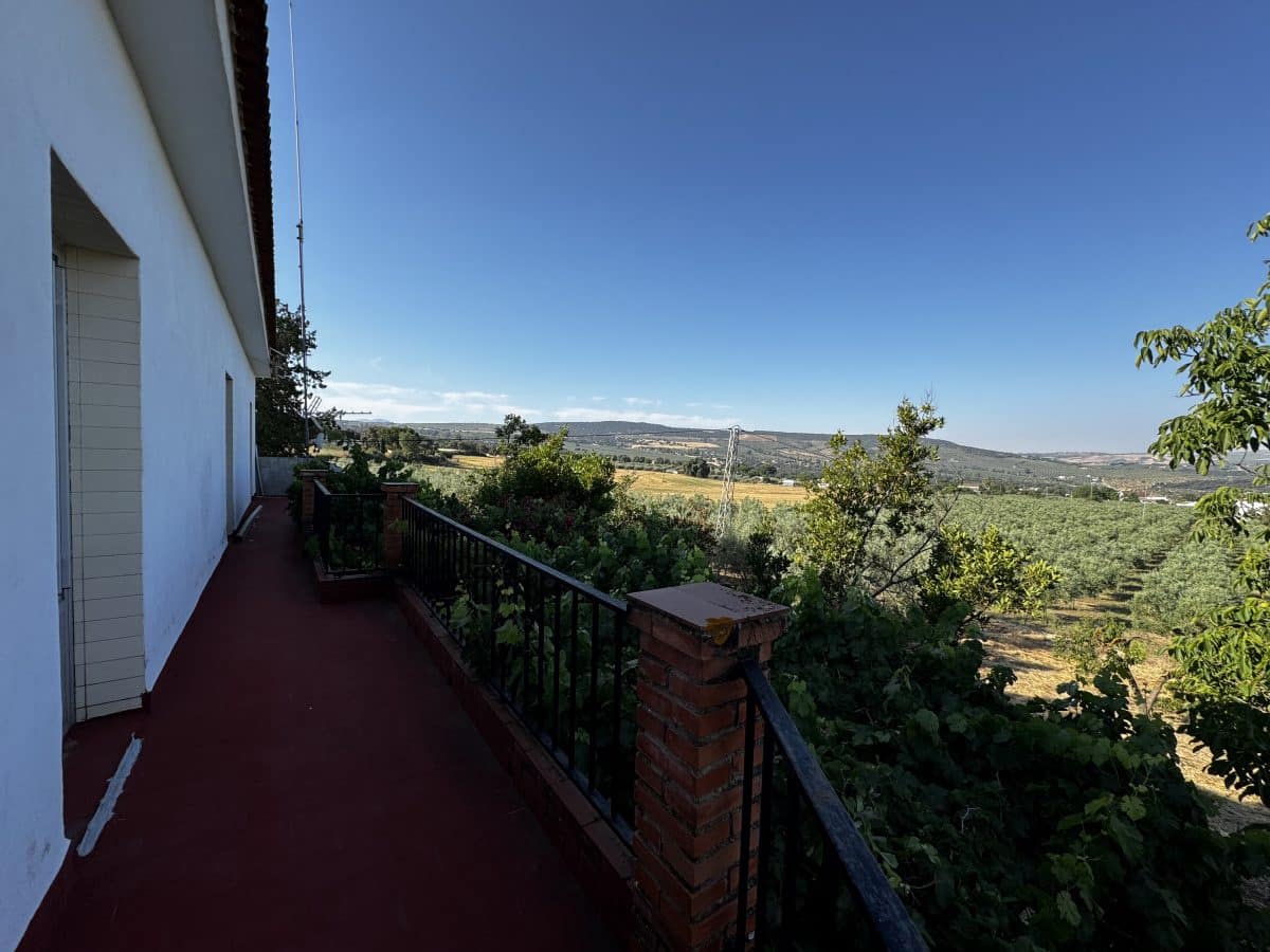 6 soveværelse Finca/Landehus til salg i Setenil de las Bodegas med swimmingpool garage - € 435.000 (Ref: 9747270)