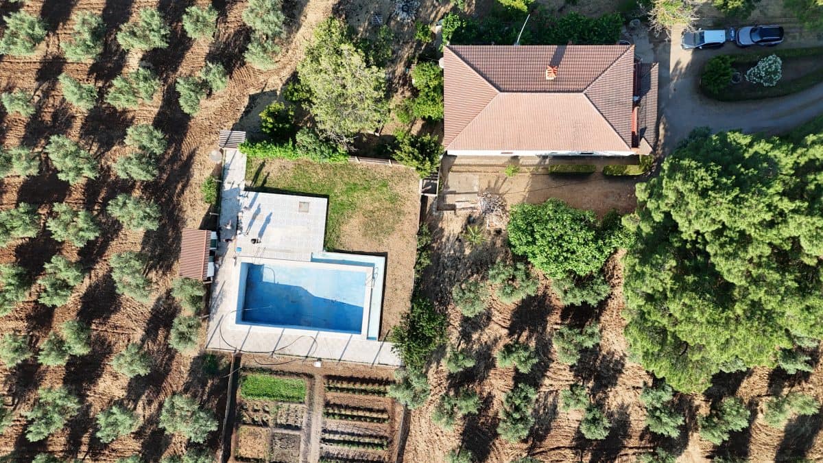 6 soveværelse Finca/Landehus til salg i Setenil de las Bodegas med swimmingpool garage - € 435.000 (Ref: 9747270)