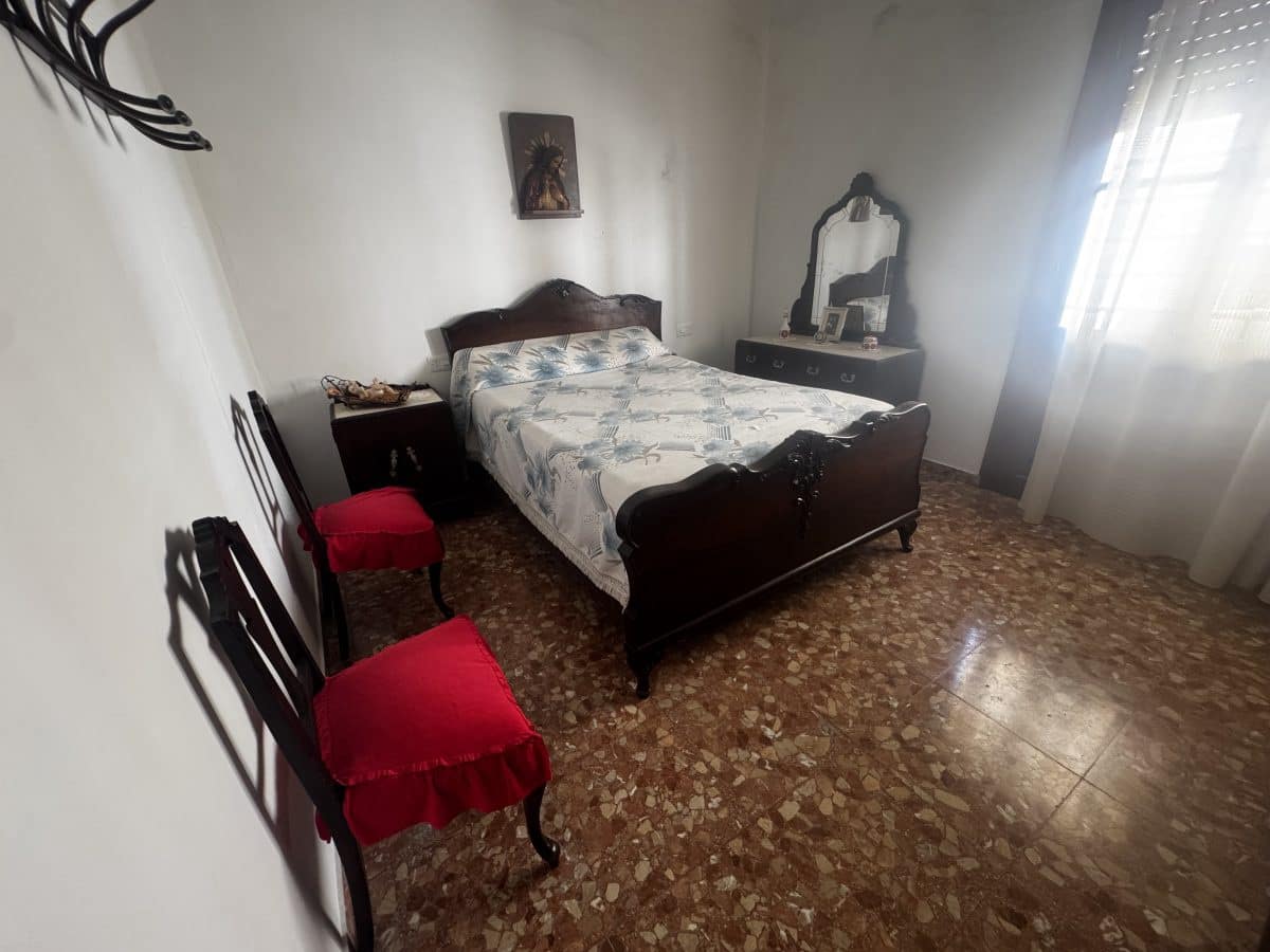 4 soverom Hus til salgs i Olvera - € 85 000 (Ref: 9749284)