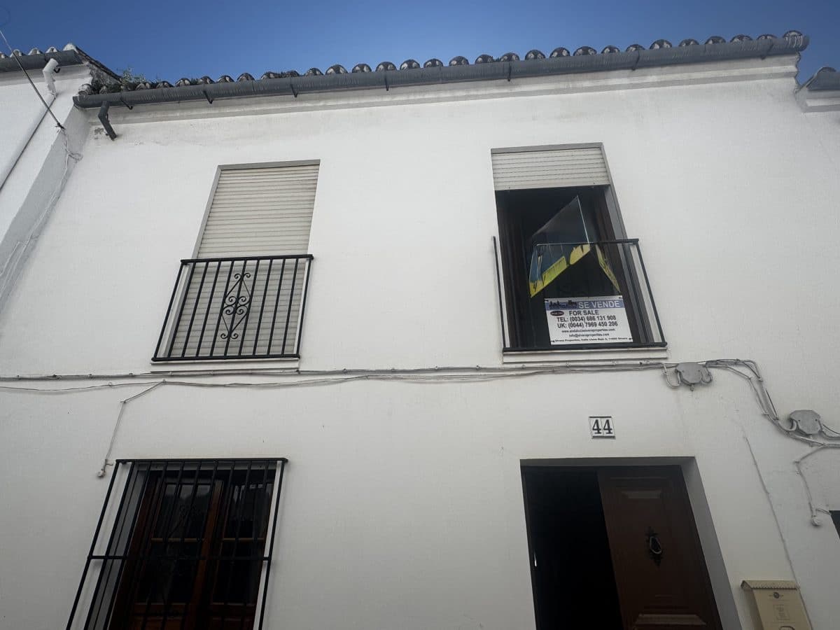 4 soverom Hus til salgs i Olvera - € 85 000 (Ref: 9749284)