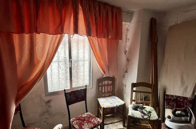 2 bedroom Townhouse for sale in Torre-Alháquime - € 39,950 (Ref: 9753490)